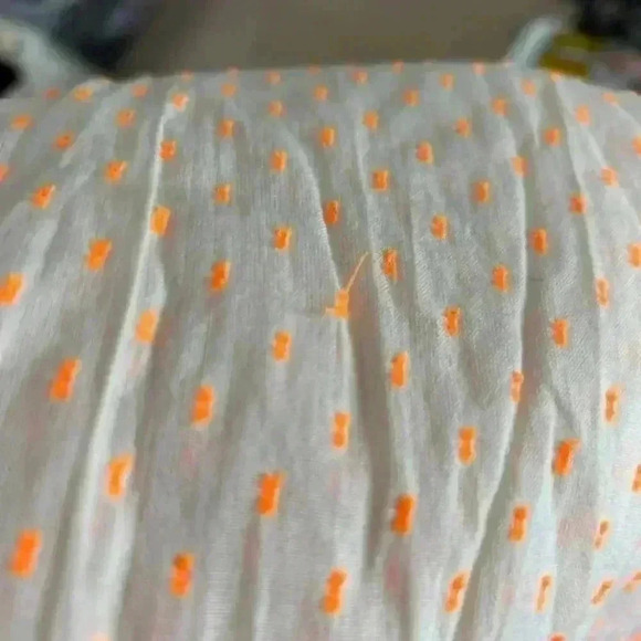 White scarf with pink order and orange dots - Picture 4 of 4